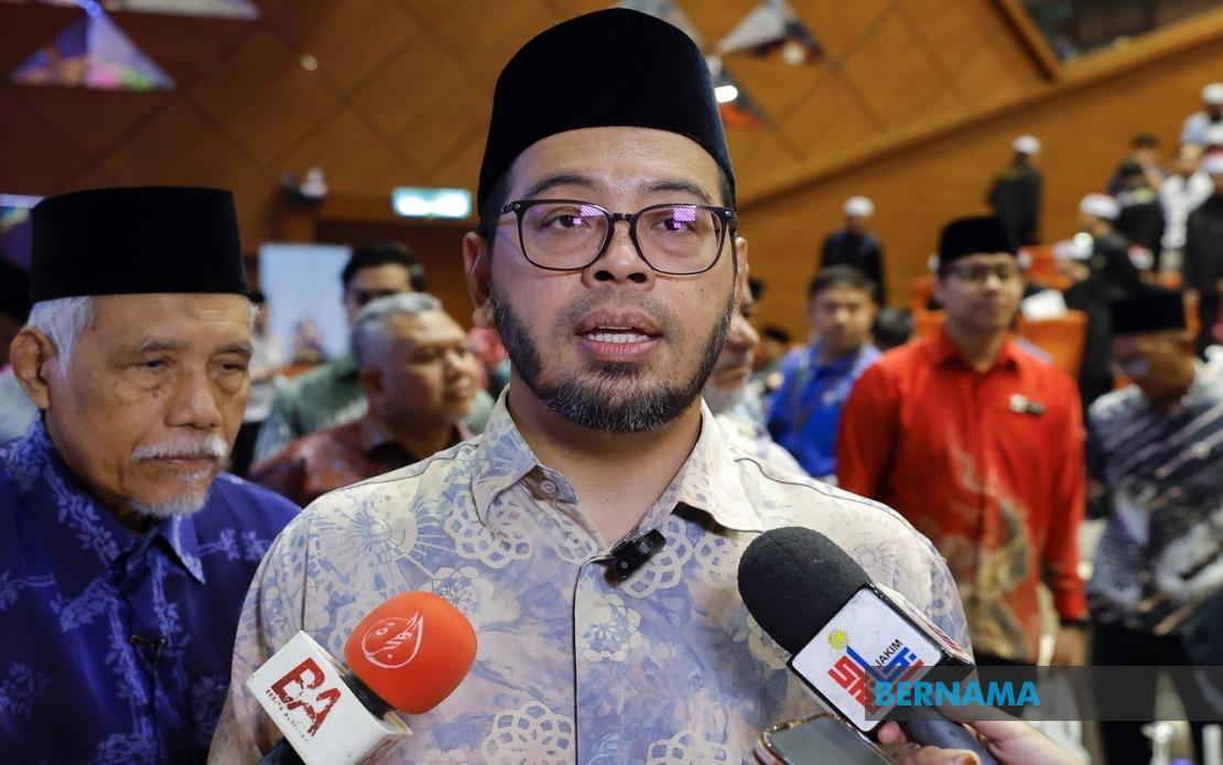 Malaysia to Intensify Youth Engagement on Religious, Digital Issues Following Sultan Nazrin's Call