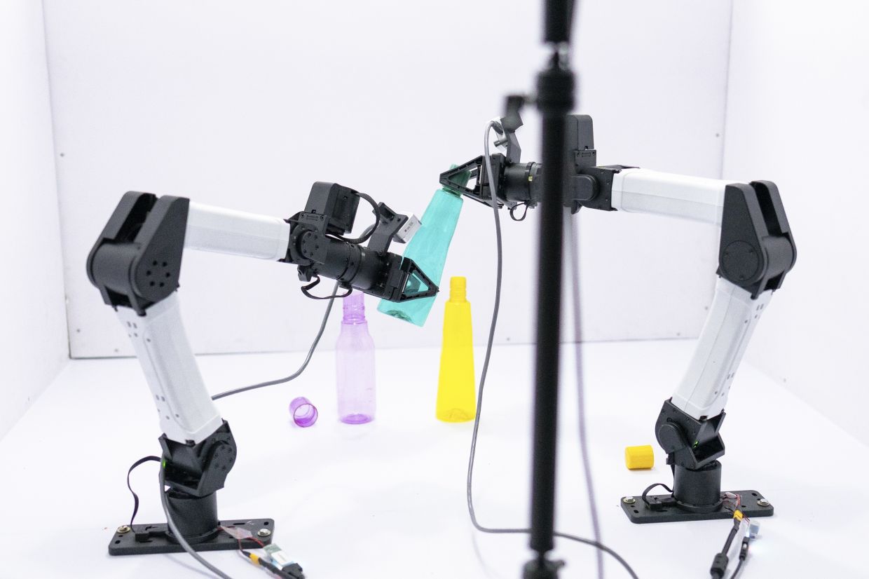 India's Data Annotators: Teaching AI to See, While Jobs Last