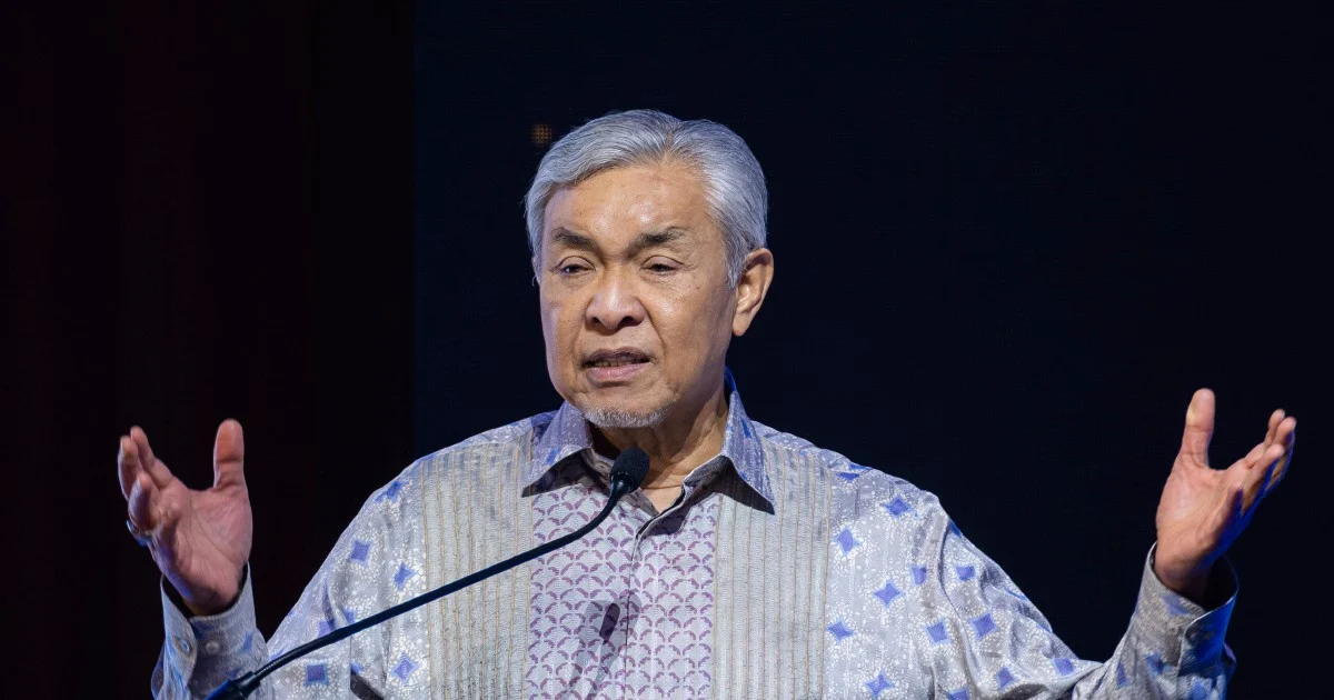 PAS's Voter Directive Against Pakatan Not a Guaranteed Boost for Barisan in Johor, Zahid Cautions