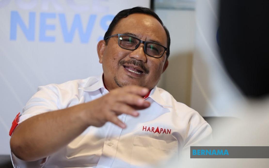 Onn Abu Bakar Proposes Wireless Network Project to Bridge Digital Divide in Senggarang