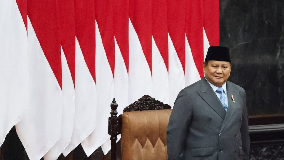 Prabowo faces critical budget moment as popularity and investor confidence decline