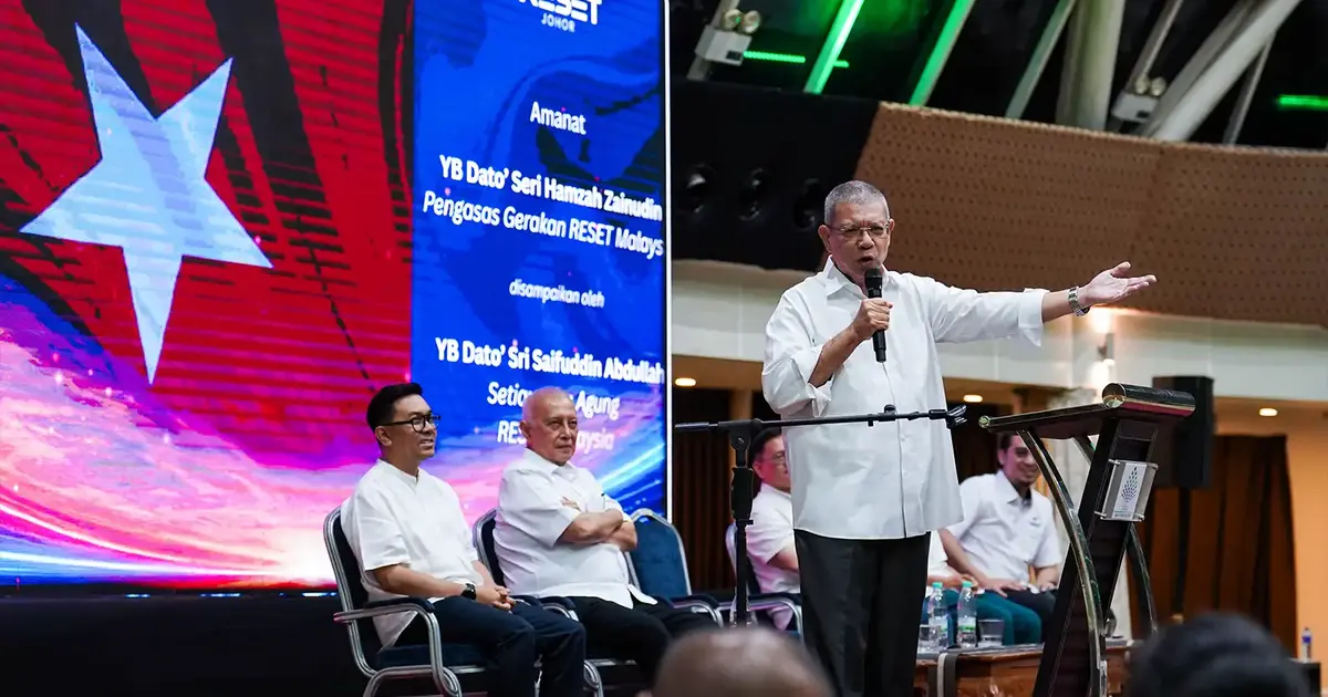 Vote Your Conscience, Not Pakatan Harapan, Says Saifuddin Abdullah