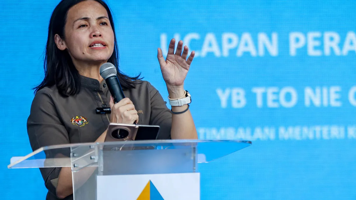 DAP Leader Teo Claims Coordinated Social Media Campaign Targeting Her with Gang Allegations