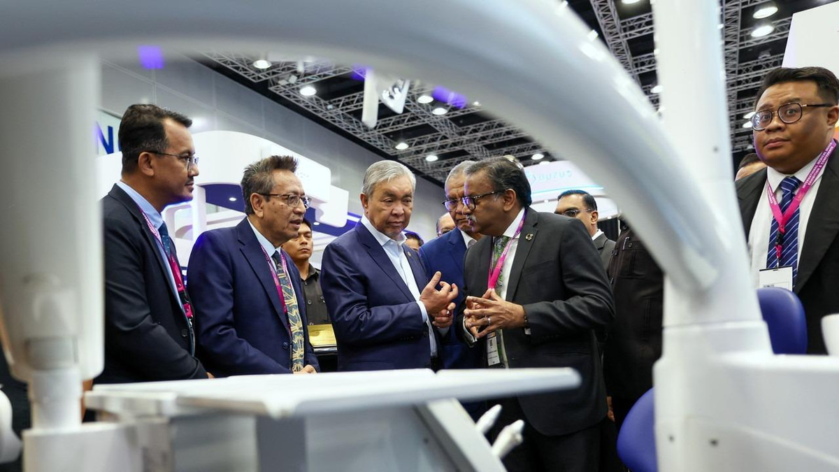Malaysia Targets RM50 Billion Medical Device Exports by 2030, Deputy PM Zahid Announces