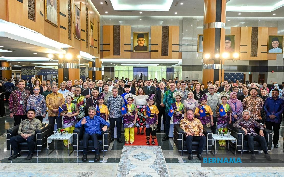 Malaysia Celebrates 59 Years as ASEAN Founding Member, Reaffirms Regional Solidarity