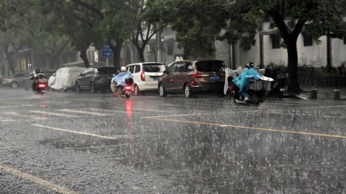 Beijing Issues First Orange Rainstorm Alert of 2026 Flood Season