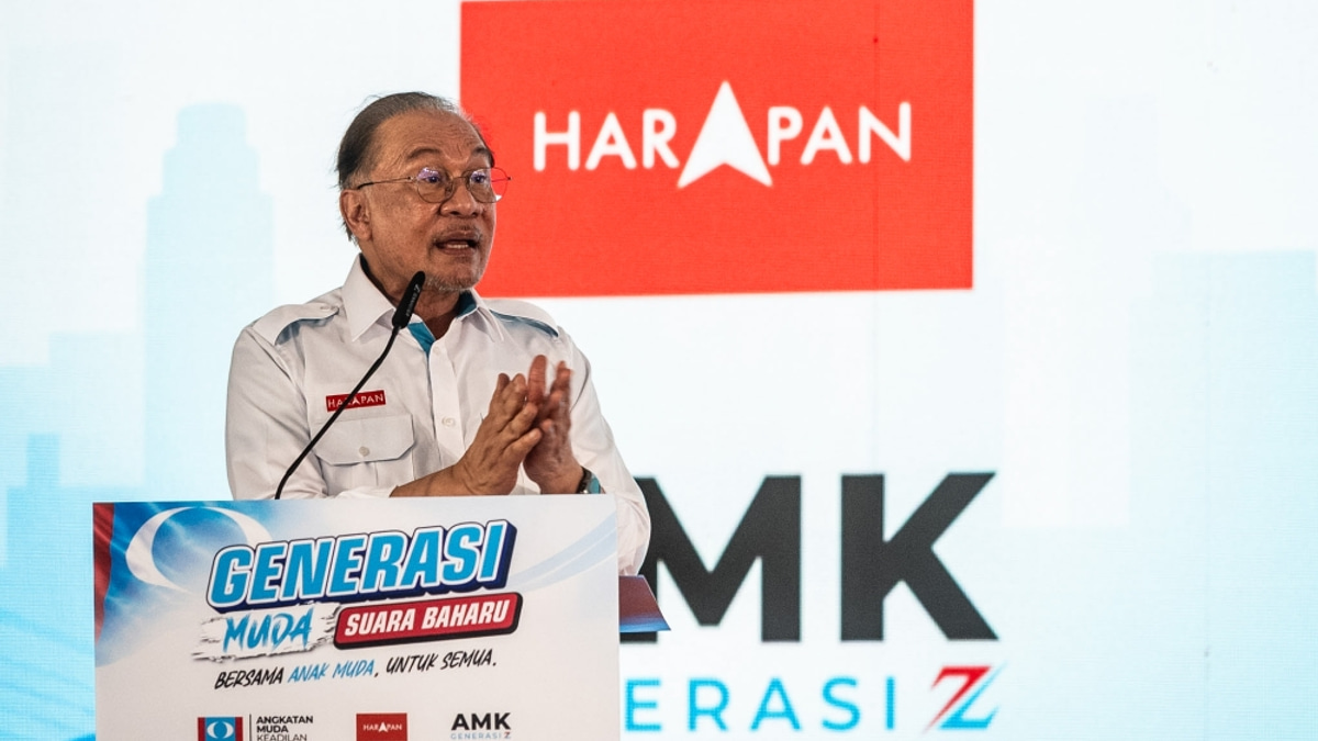 Anwar Links Federal Development Funds to Political Backing, Signals Shift in PJ and Subang Allocations