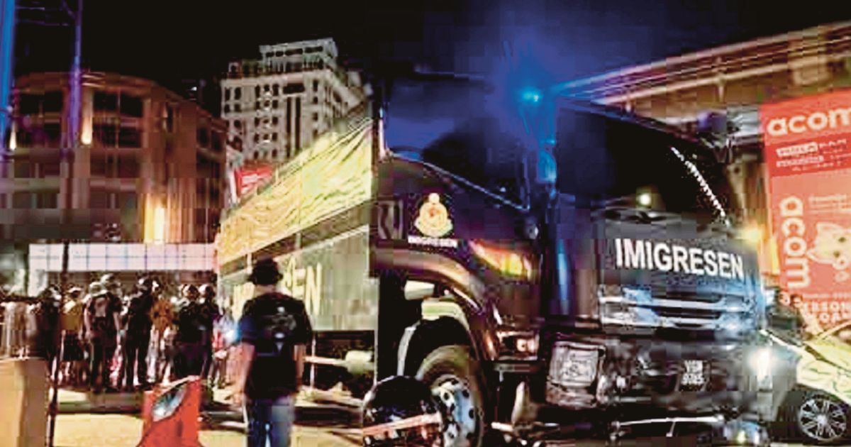 Two drivers remanded following fatal Immigration lorry crash that killed father and daughters