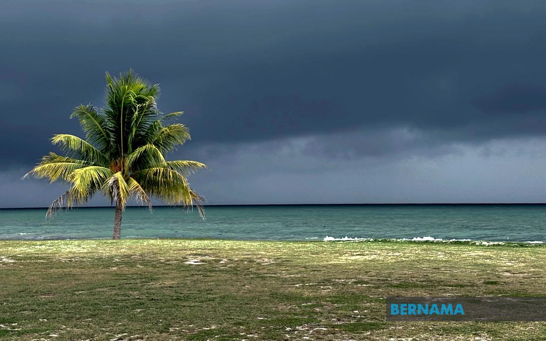 Five States Face Severe Weather Alert as Thunderstorms and Heavy Rain Persist Until Evening