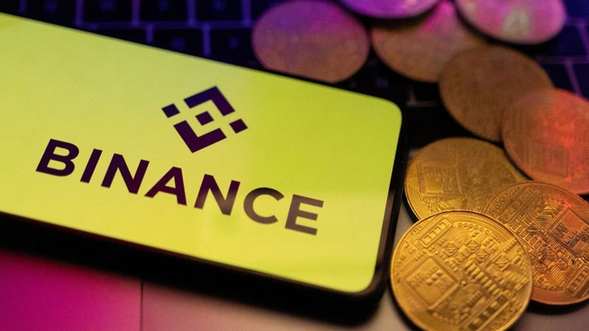 Binance Employees Detained in UAE Over Financial Crime Inquiry