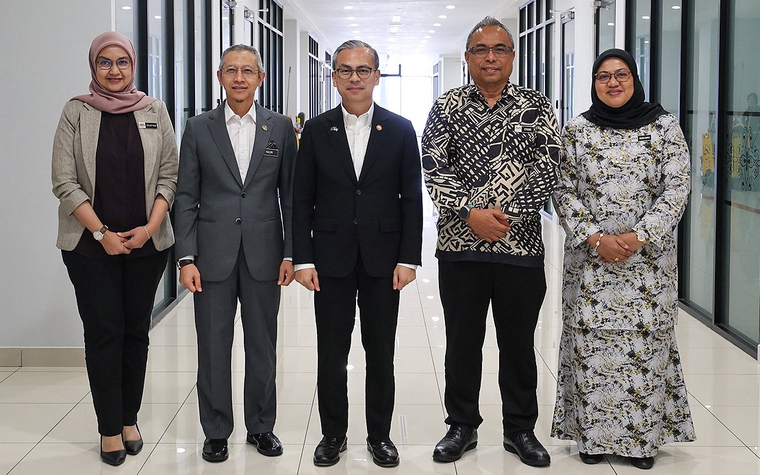 Fahmi Hails New Leadership at Information Department