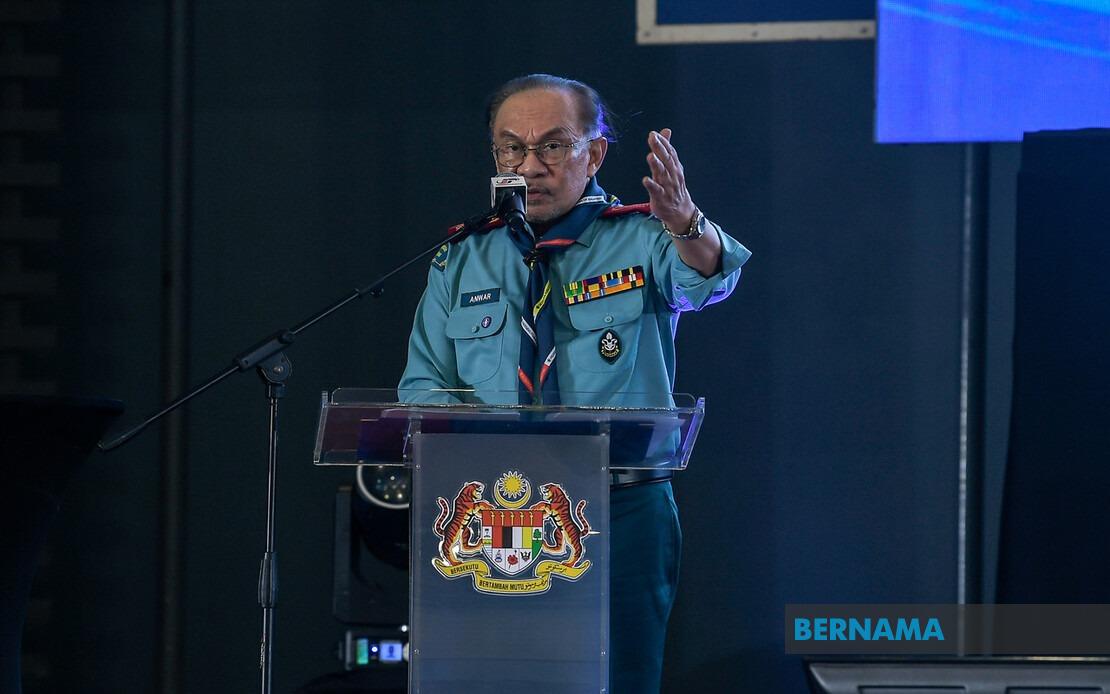 Language Policy Need Not Pit Malay Against English, Mandarin or Tamil, Says Anwar
