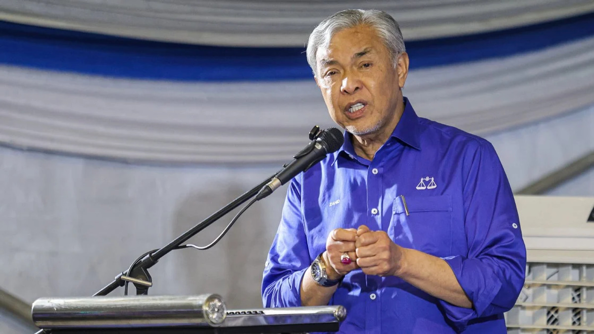 High Court Delays Bar's Legal Challenge to Zahid's Discharge Pending Federal Court Ruling