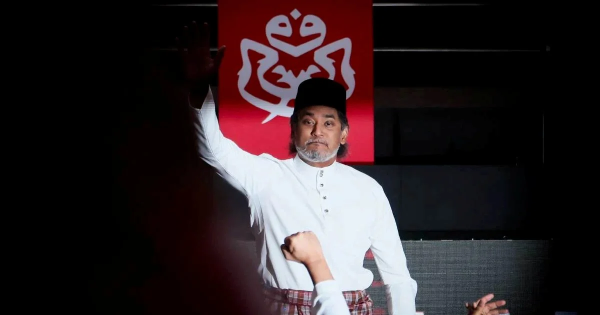 Khairy Jamaluddin Defers Negri Sembilan Candidacy to Umno Party Hierarchy