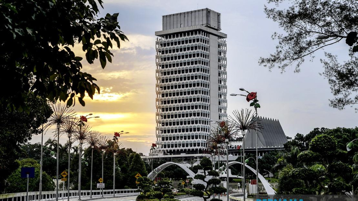 Parliament to Debate Health Insurance Rules, EPF Savings and Volleyball Development Today