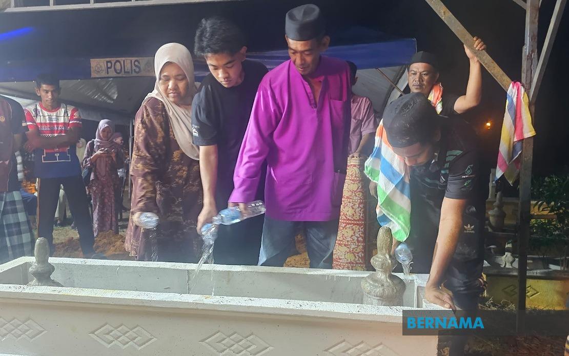 Young Constable Muhammad Raimi Laid to Rest Following Electric Shock Tragedy in Sabah