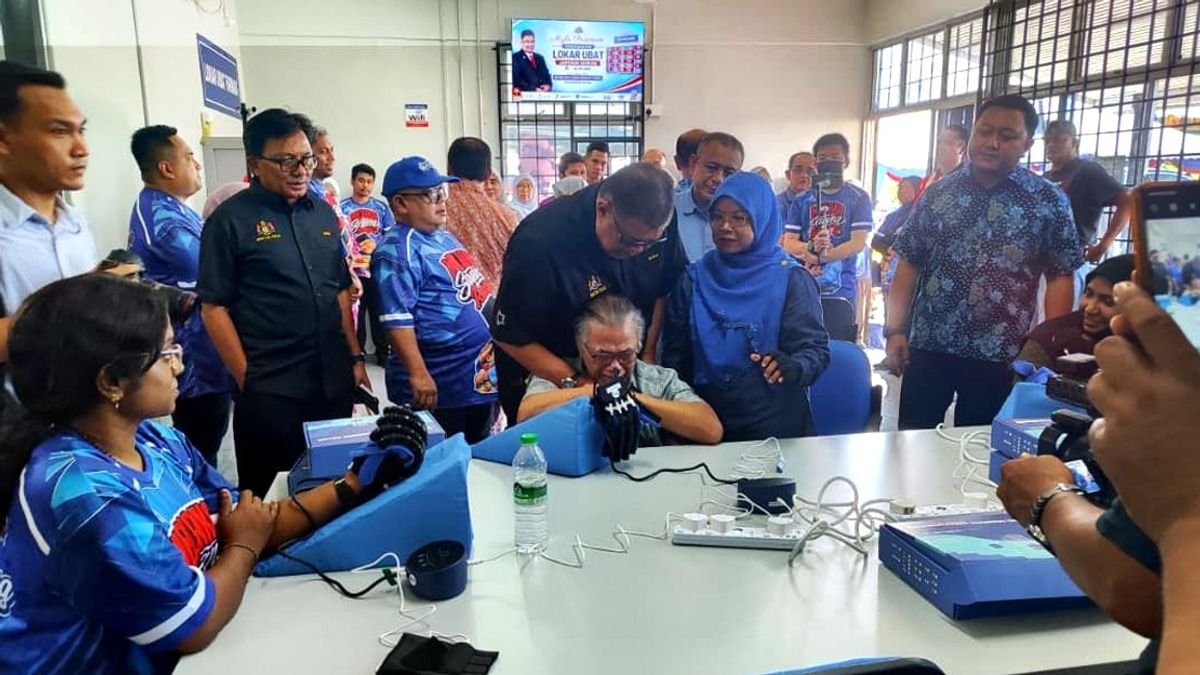 UTeM's MADANI Centre Brings Cutting-Edge Rehabilitation Technology to Melaka Communities