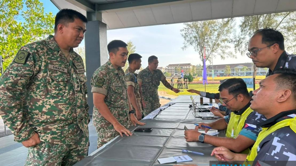 Clear Weather Ushers Johor Early Voting as Security Forces Exercise Franchise