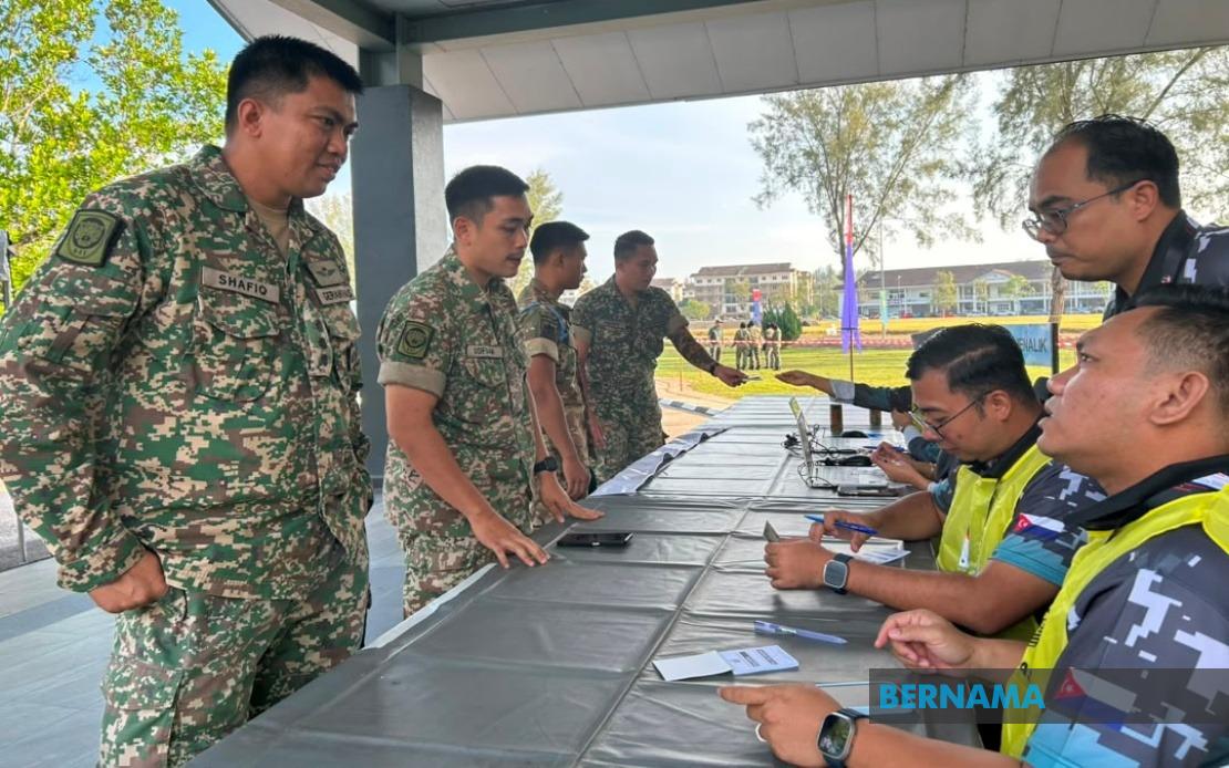 Clear Weather Ushers Johor Early Voting as Security Forces Exercise Franchise
