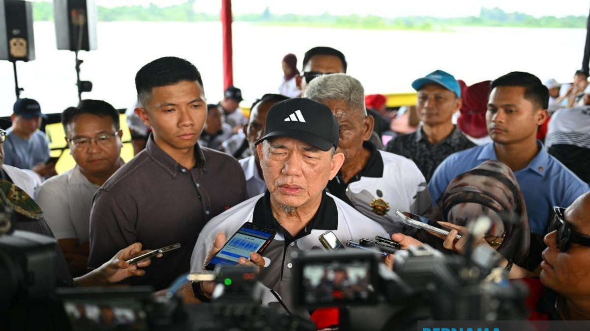 Malaysia's Energy Supply Stable Amid Strait of Hormuz Tensions, Says DPM Fadillah