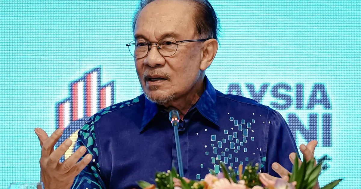 Universities Must Champion Free Expression, Not Silence Students, Says Anwar