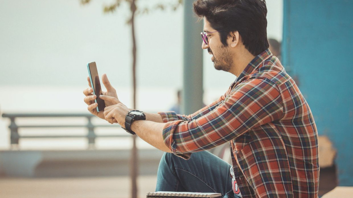 India's Gen Z Protesters Master Offline Communication as Government Imposes Internet Curbs