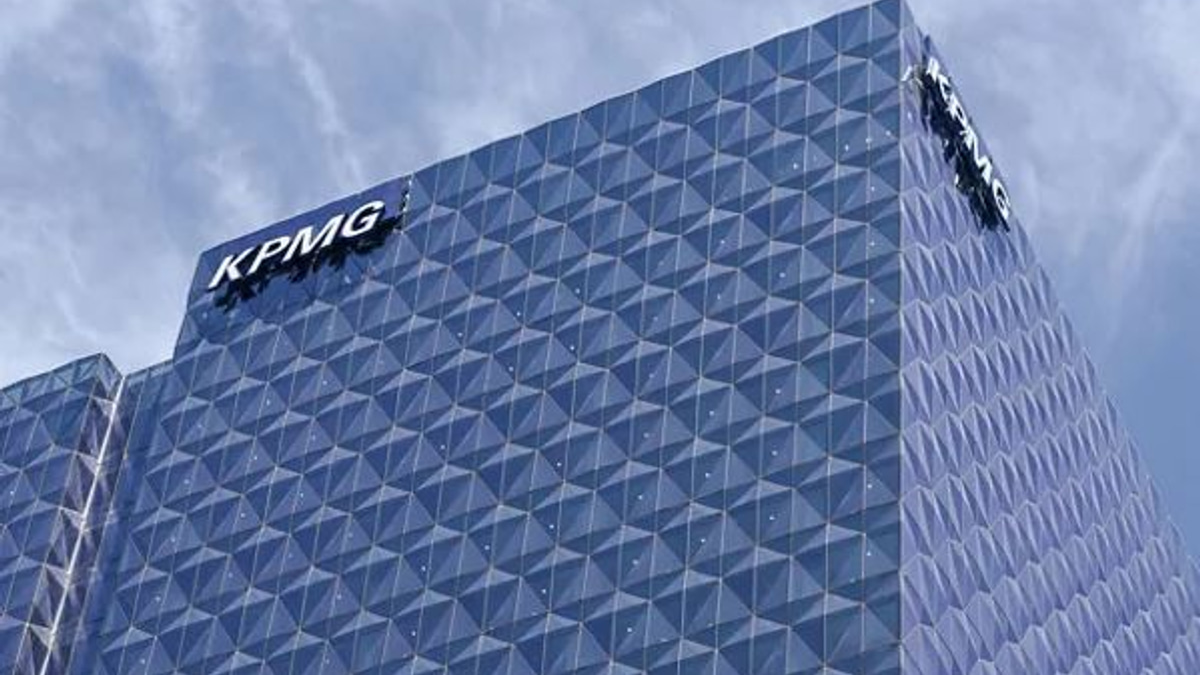 KPMG Australia's Chairman and Two Partners Resign Amid Audit Misconduct Scandal