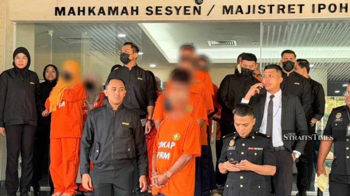 MACC detains 13 officials in RM2.5 million bribery investigation