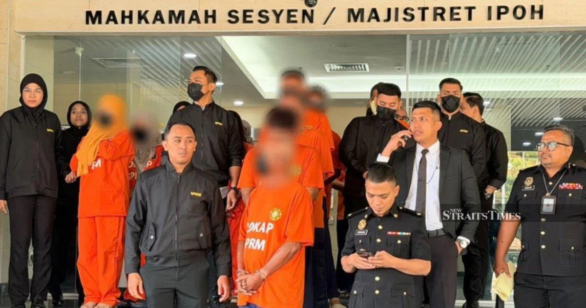 MACC detains 13 officials in RM2.5 million bribery investigation