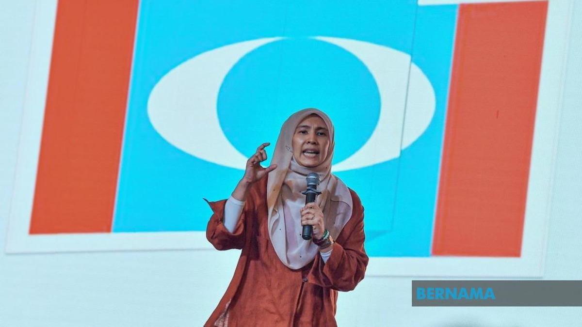 PKR Leadership Reshuffles as Nurul Izzah Steps Back, Saifuddin Takes Interim Deputy Role