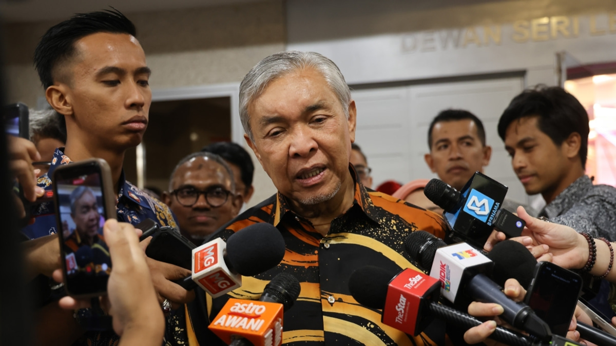 Zahid Vows to Hold Accountable All Those Behind Tabung Haji Mismanagement