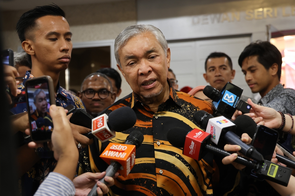 Zahid Vows to Hold Accountable All Those Behind Tabung Haji Mismanagement