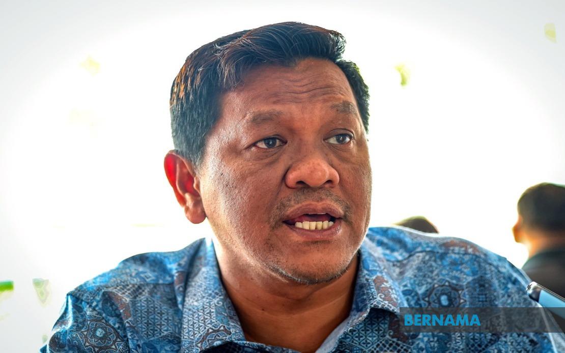 200 Renggam Motorcyclists Receive RM5 Fuel Vouchers in Government Outreach Initiative
