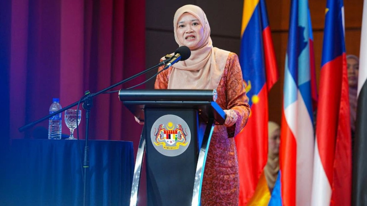 Malaysia's Education Ministry Charts Path to Higher Education for Prison School Students