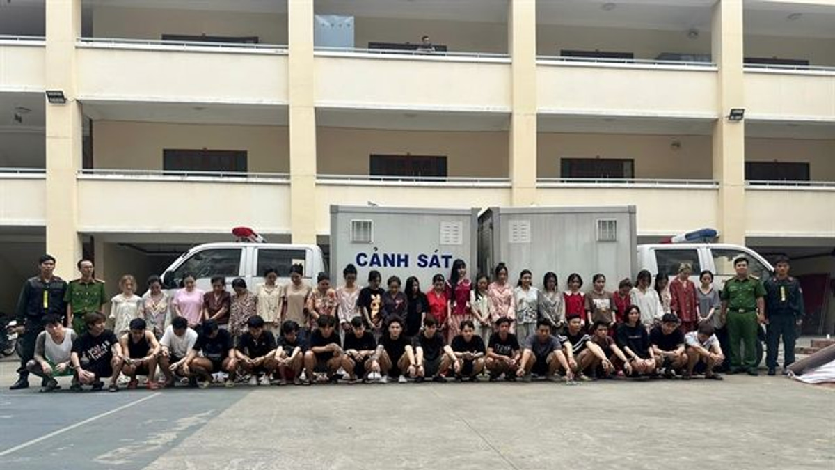 Ho Chi Minh City Dismantles Major Etomidate-Laced Vape Ring, Arrests 49