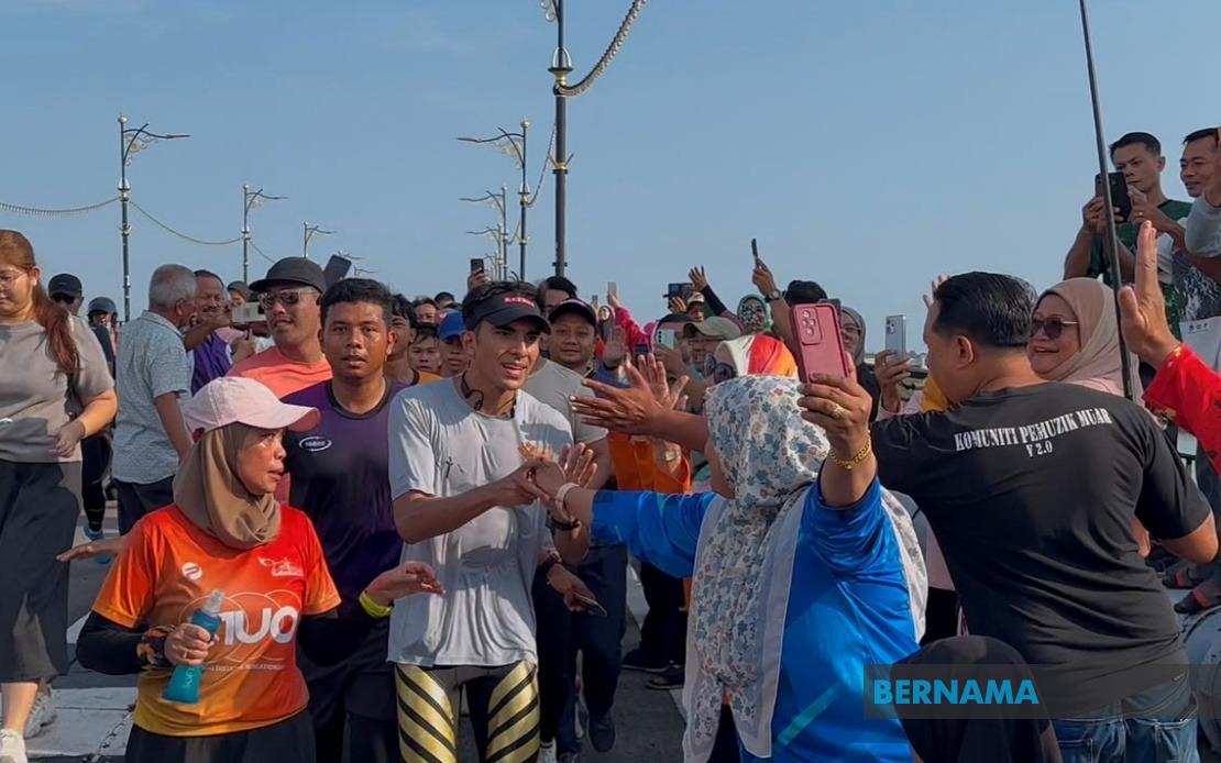 Syed Saddiq Completes 170km Charity Run, Raises Over RM650,000 for Muar Residents