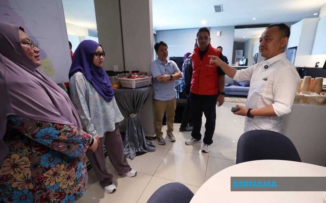 Maszlee Malik Pledges Digital-First Constituent Services in Puteri Wangsa Bid