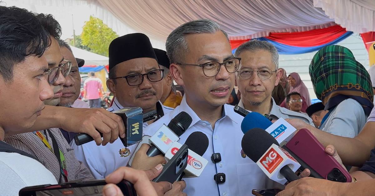 Pakatan Harapan Dismisses Dr Ong Kian Ming's Prediction of Barisan Nasional Landslide in Johor