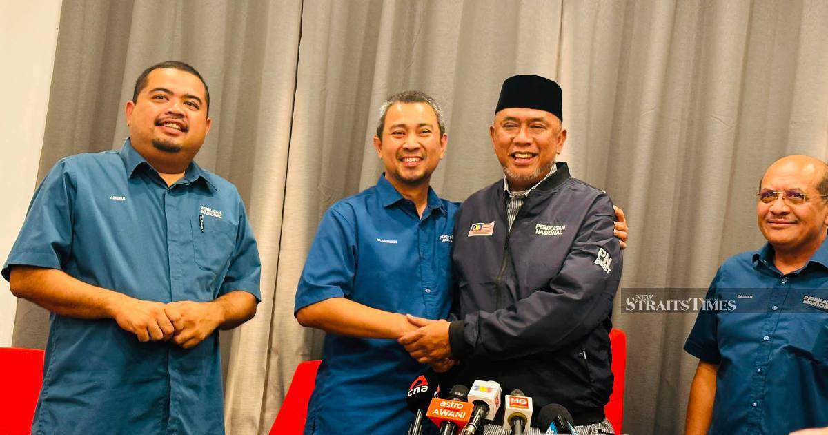Former Layang-Layang Assemblyman Leaves Umno for Bersatu