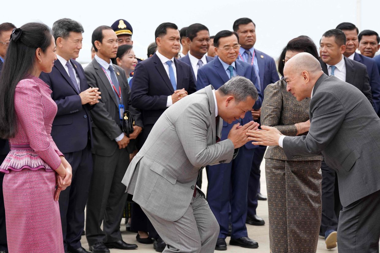 Cambodian King Returns Home After Prostate Cancer Treatment in Beijing