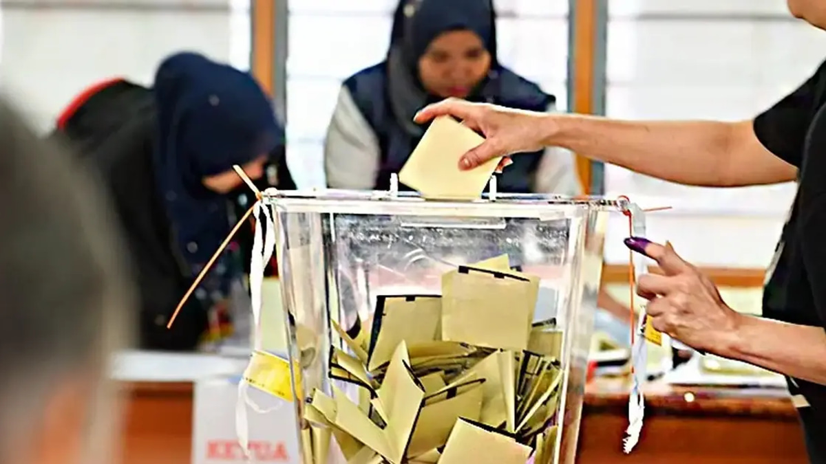 Johor's Young Voters Hold Election Keys as Parties Race for 21-39 Age Group Support