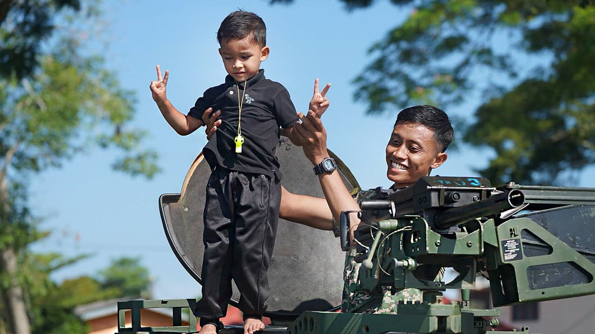 Defence Ministry Deepens Community Ties Through Welfare Initiatives in Alor Gajah