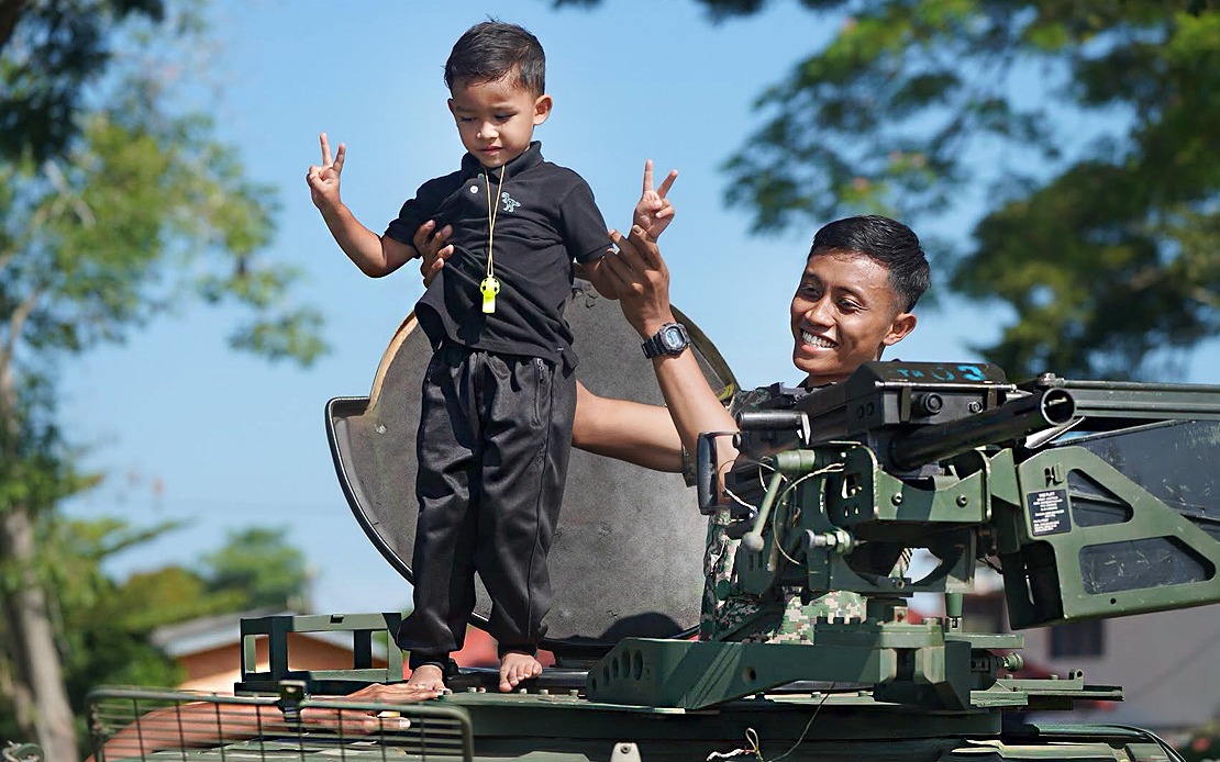 Defence Ministry Deepens Community Ties Through Welfare Initiatives in Alor Gajah