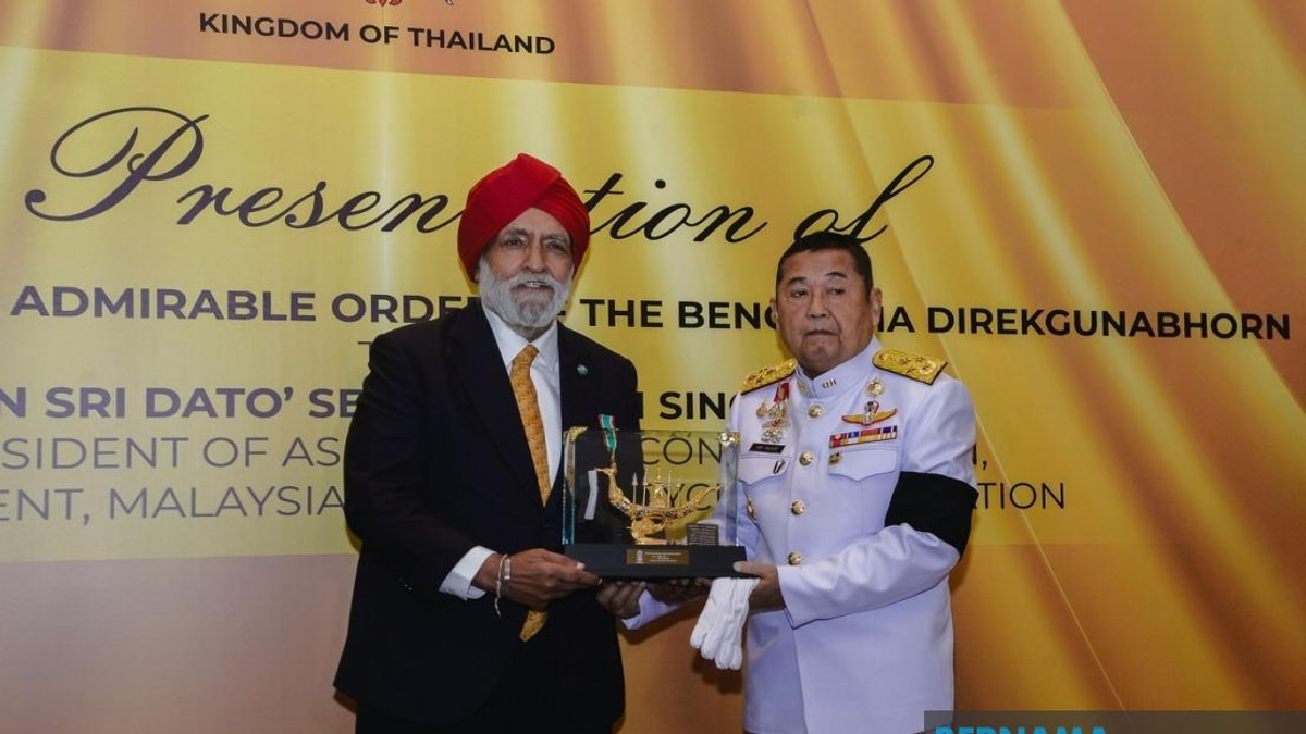 Darshan Singh Honoured with Thailand's Royal Decoration for Cycling Legacy