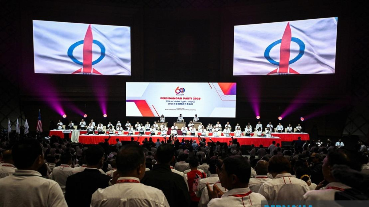 DAP Delegates Back Continued Participation in Unity Government