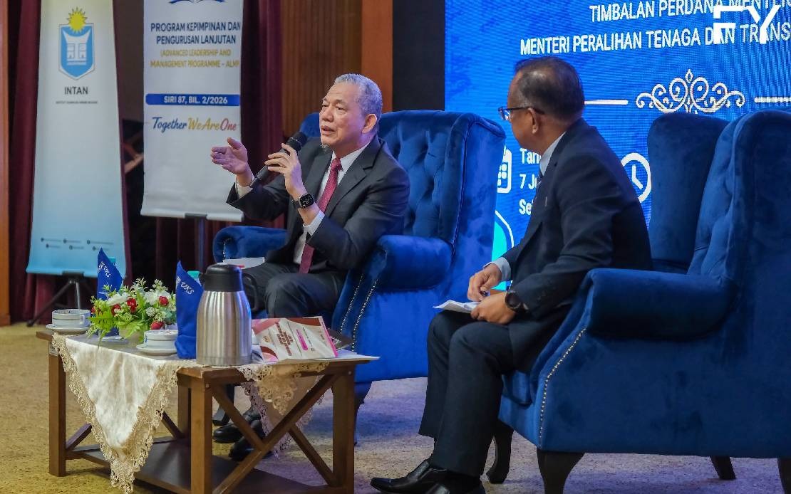 Civil Service Must Prioritise Integrity and Neutrality Amid Political Shifts, Says Fadillah