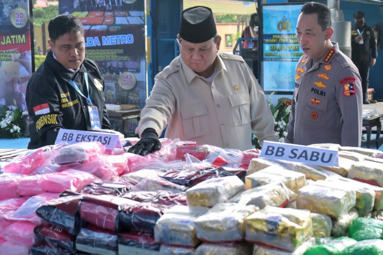 Indonesia Intercepts 2.6 Tonnes of Liquid Meth in Major Maritime Drug Bust