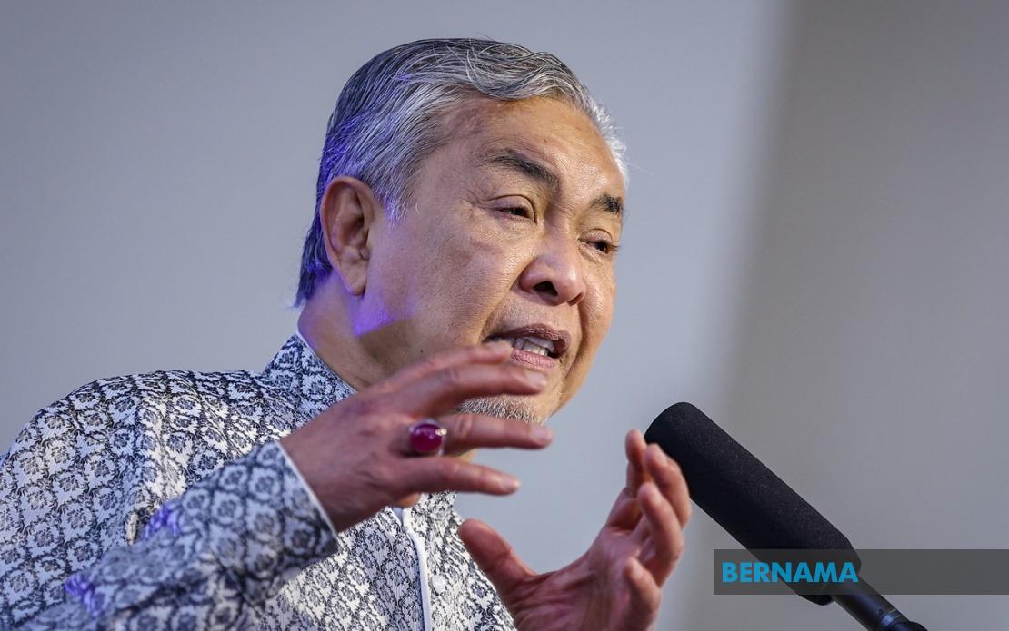 Ahmad Zahid Urges Campaign Focus on Policy, Not Past Grievances as Johor Polls Near