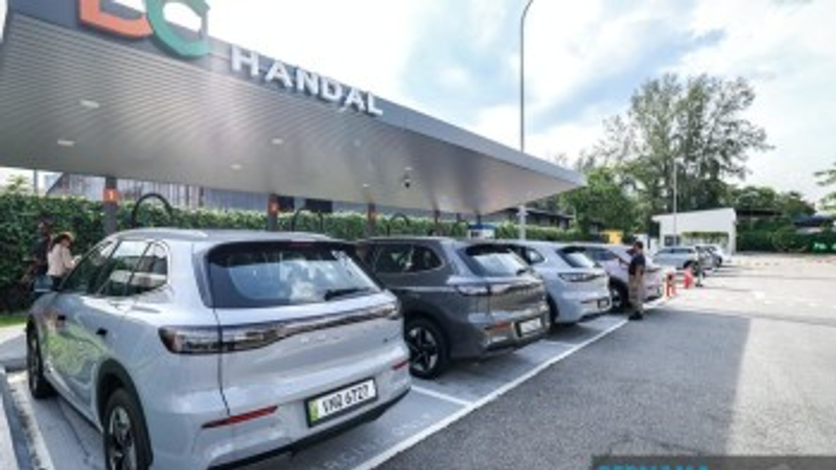 Malaysia Adopts Market-Driven Approach to EV Charging Pricing, Rejects Price Controls