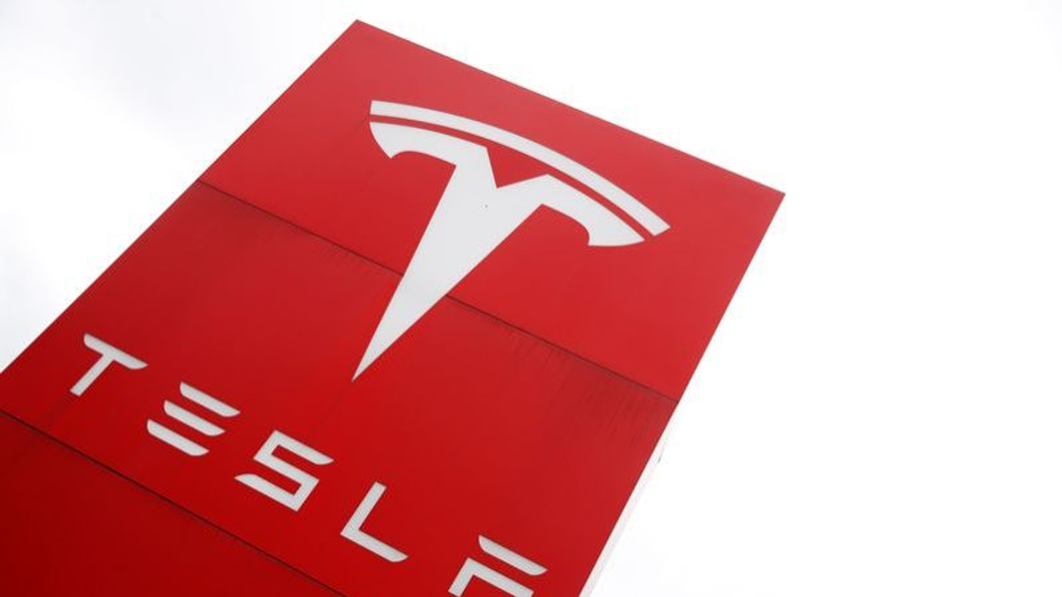 Tesla wins UK Supreme Court victory in battle over 5G patent licensing terms